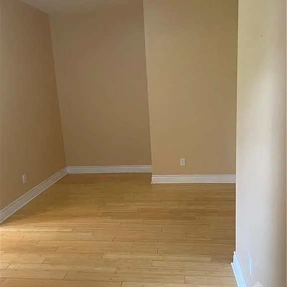 321 Avondale Ave #1 — Photo 5