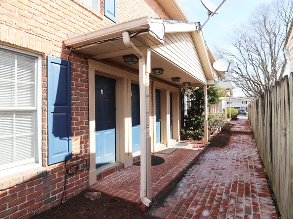 1530 W Main St APT J, Ephrata, PA 17522