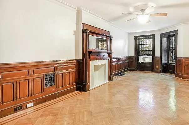 Rented by Compass | media 25