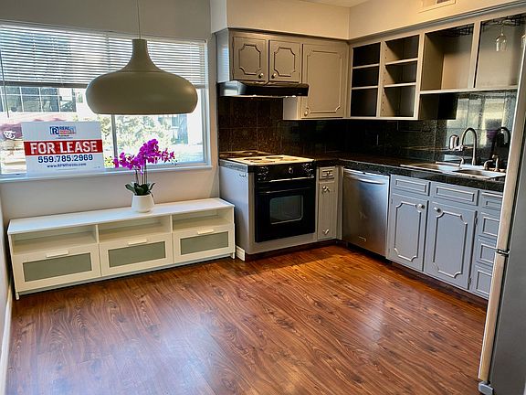 3rd image of 5090 N Roosevelt Ave APT 34