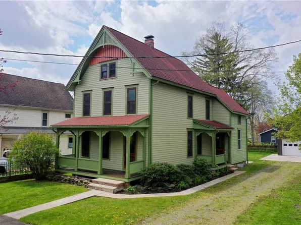 5 Vine St, Hammondsport, NY 14840