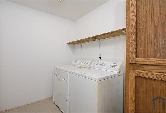 4th image of 4109 196th St SW #B5