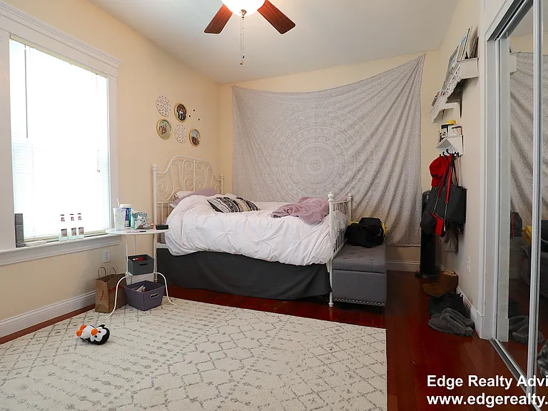 8 Delaware Pl #1 — Photo 5