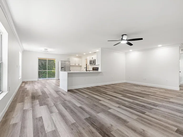2164 Shilo St — Photo 10