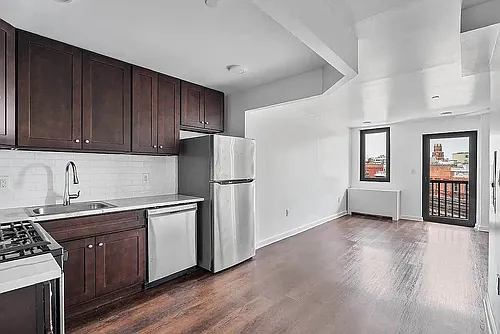 874 Willoughby Ave #401 Photo 1