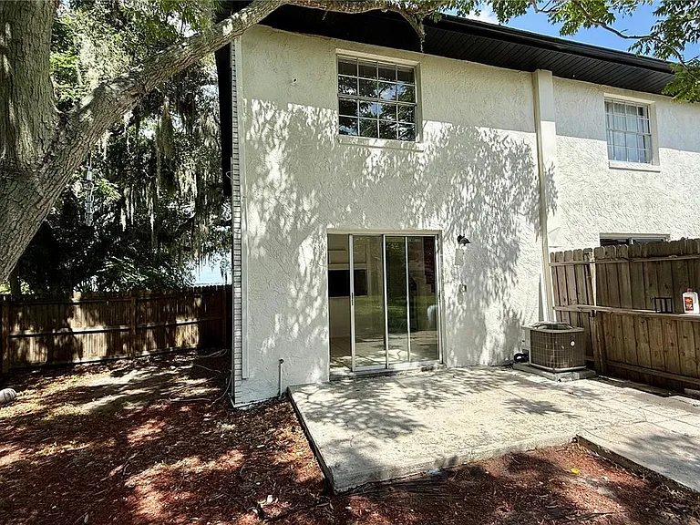 202 Century Blvd #D — Photo 11