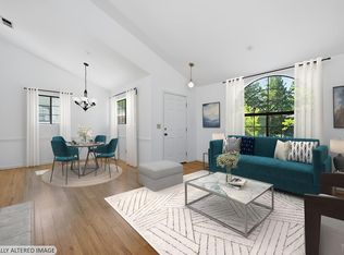 127 Golden Gate Cir, Napa, CA 94558