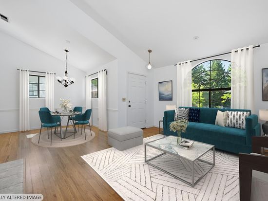 127 Golden Gate Circle, Napa, CA 94558