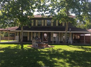 110 Chargers Ln, Somerville, TX 77879