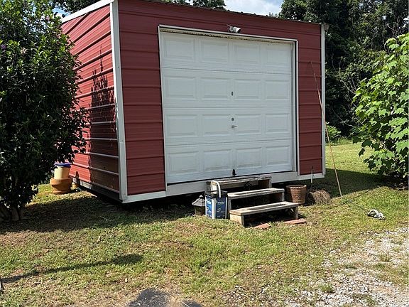 5th image of 12978 Mary Lee Ave