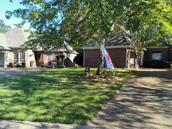 909 Bent Willow Cmns, Brandon, MS 39047