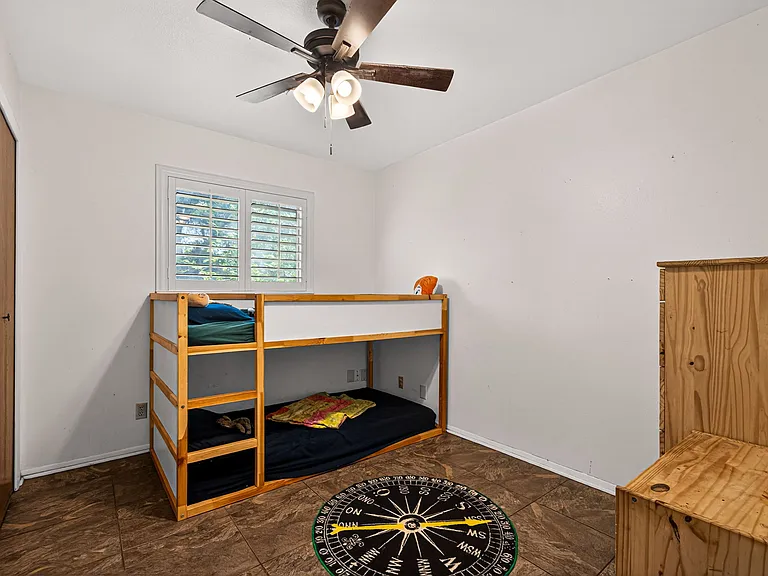 7239 Bridle Path — Photo 17