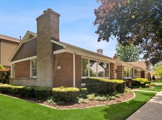 1047 Woodbine Ave, Oak Park, IL 60302