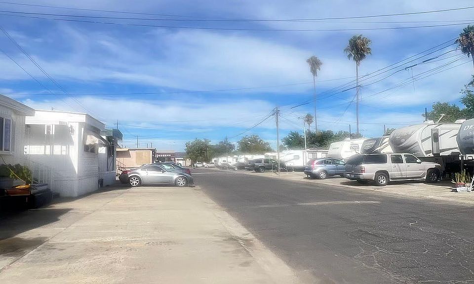 2nd image of 1301 El Camino Ave Unit 47
