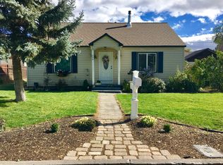 250 SW 12th St, Redmond, OR 97756