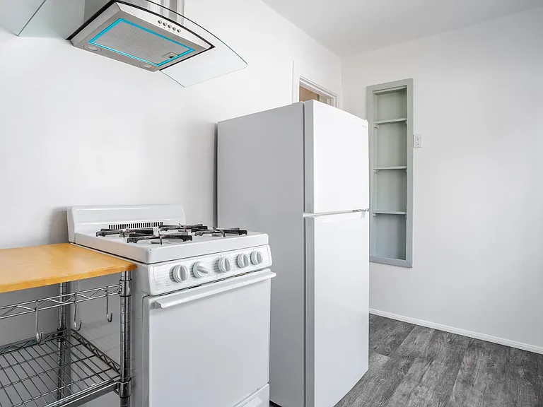 1412 Micheltorena St #1412 — Photo 12