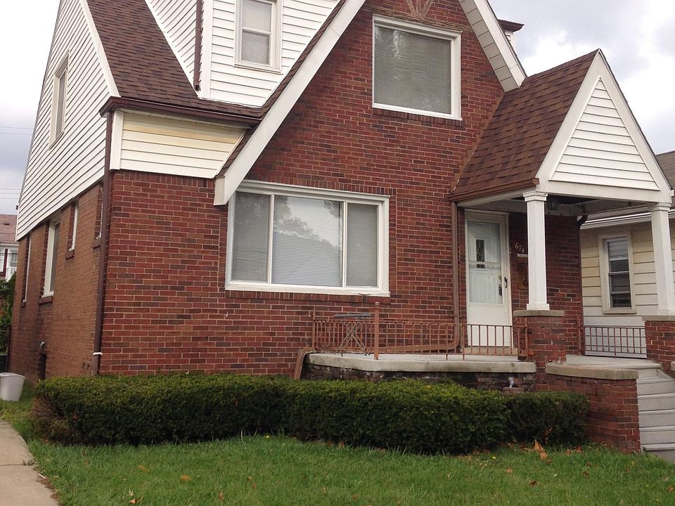 1st image of 674 Highland St #2