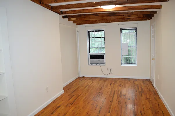 Rented by OvCo Realty | media 30
