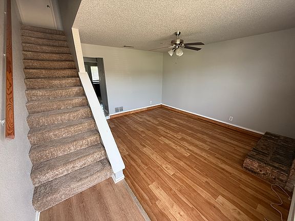2nd image of 728 Bluebonnet Dr APT A