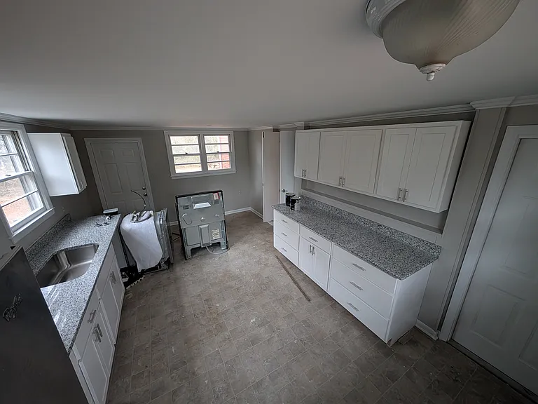 618 Morreene Rd — Photo 5