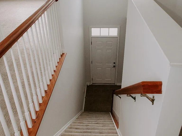 110 Quinton Oaks Cir — Photo 35