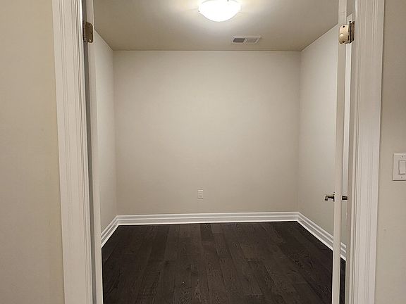 4th image of 505 Talbot St Unit 1808