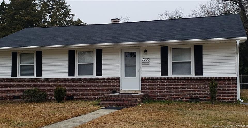 1st image of 1005 E 13th St