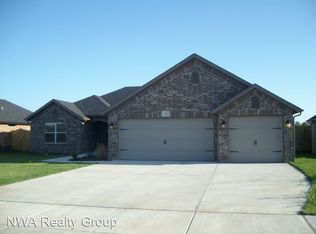 1907 SW 20th St, Bentonville, AR 72712