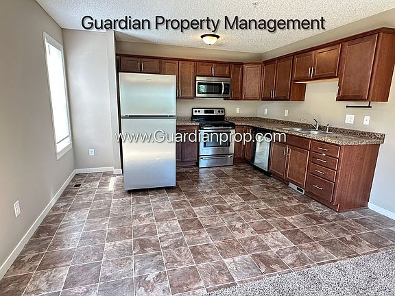 2nd image of 11946 Emery Village Dr N