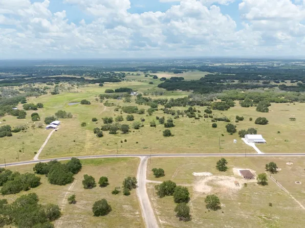 236 Blackbuck Ridge Dr, Lampasas, TX 76550