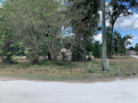 4th image of 4000 NW 20th Ave