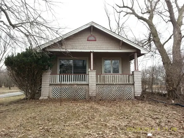 200 N East River Rd, Des Plaines, IL 60016