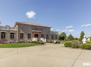 6701 Bunker Hill Rd, New Berlin, IL 62670