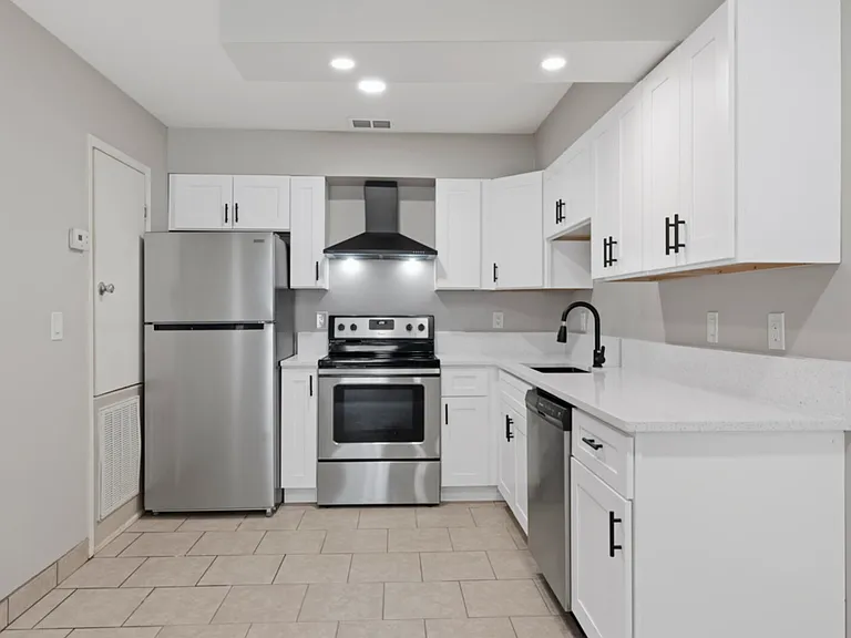 6366 W Fairfield Dr #C — Photo 7