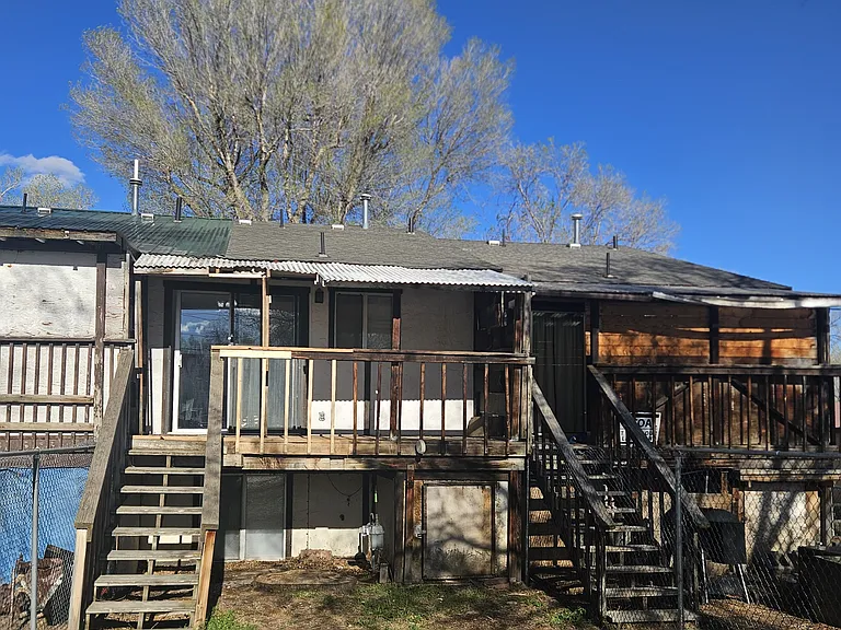 872 Russell St — Photo 20