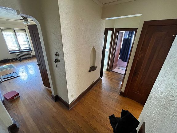 4th image of 1420 E Capitol Dr APT 101
