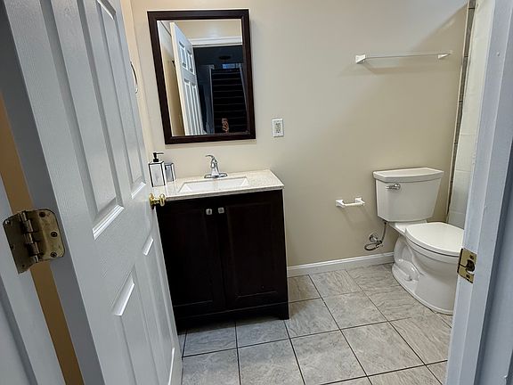 5th image of 12184 Jennell Dr