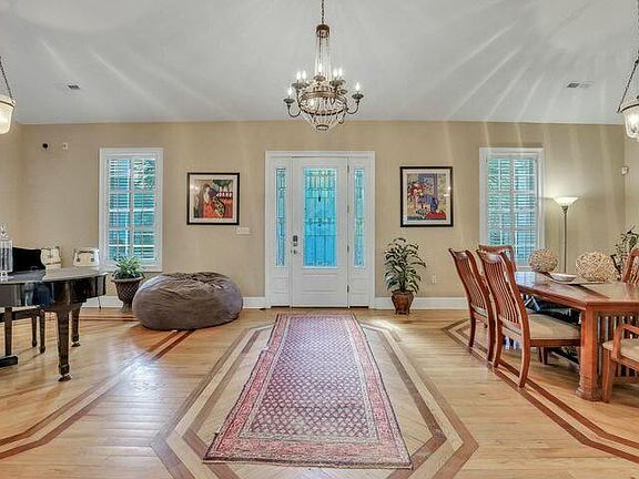 4th image of 221 Indigo Bay Cir