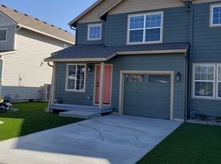 921 N Garrison Rd, Vancouver, WA 98664