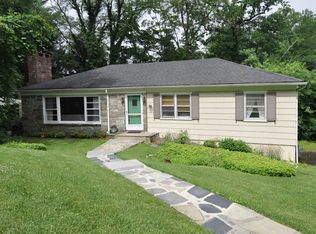 202 Blackburn Rd, Summit, NJ 07901