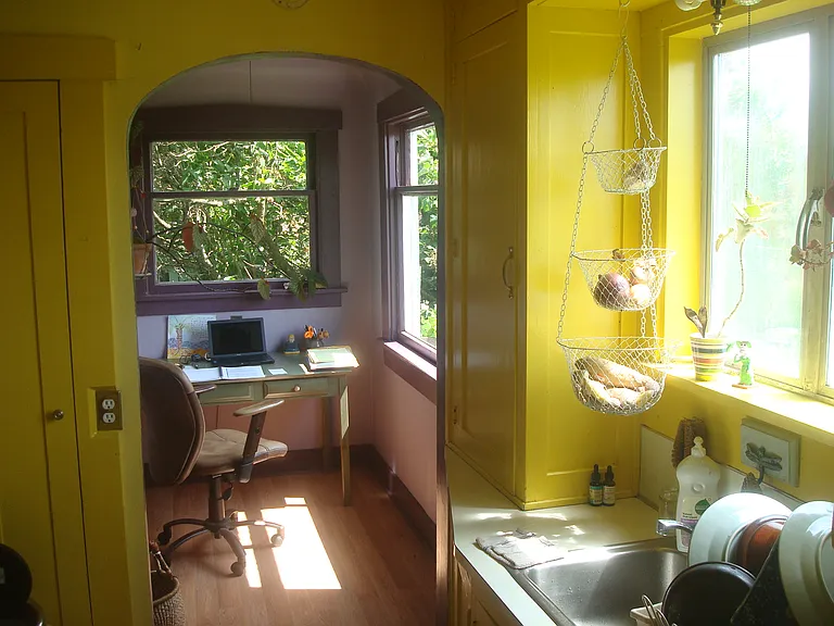 2712 Humboldt St — Photo 10