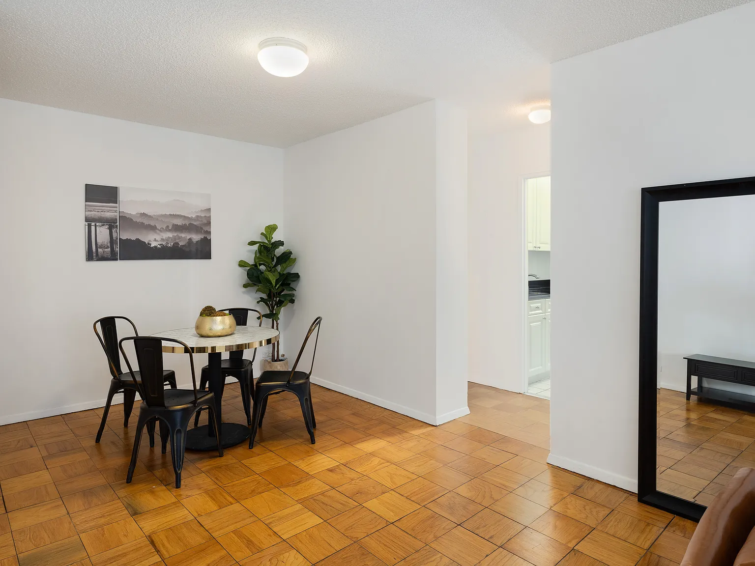 230 West 55th Street — Photo 3
