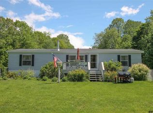 232 Gray Rd, Mayfield, NY 12117