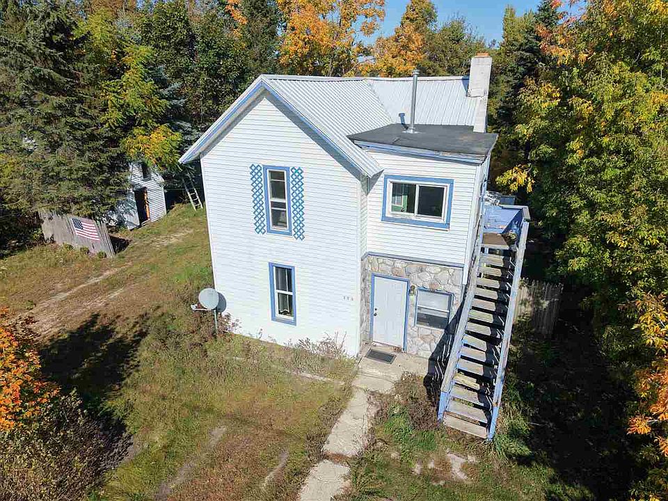 1st image of 351 W Main St