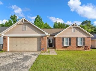 5921 Bloomsbury Dr, Fayetteville, NC 28306