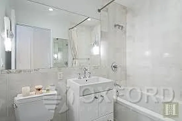 Rented by Oxford Property Group | media 6