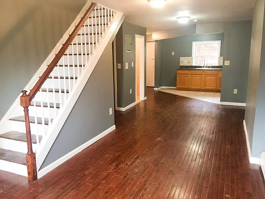 Rented by Lofts and Flats LLC | media 10