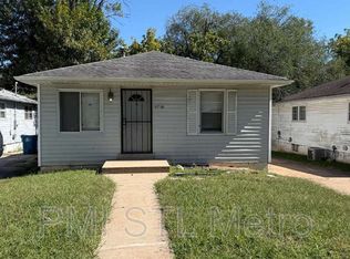 9710 Balboa Dr, Saint Louis, MO 63136