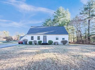 3 Blacksmith Rd, Belchertown, MA 01007