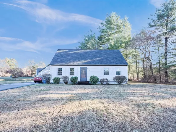 3 Blacksmith Rd, Belchertown, MA 01007
